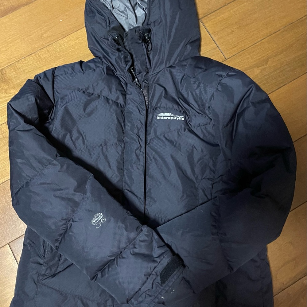 Women's Black Ski Jacket by Chloropylle very warm & has a recco (find me option)